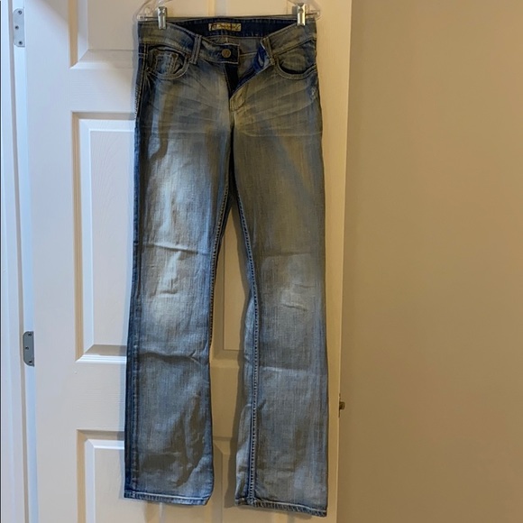 Barely worn BKE Jeans
